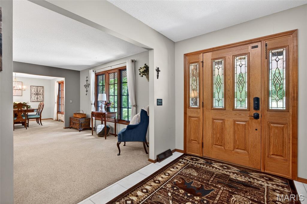 800 Matson Hill Road Defiance, MO 63341 - Photo 5 of 53 Gallery Image 5