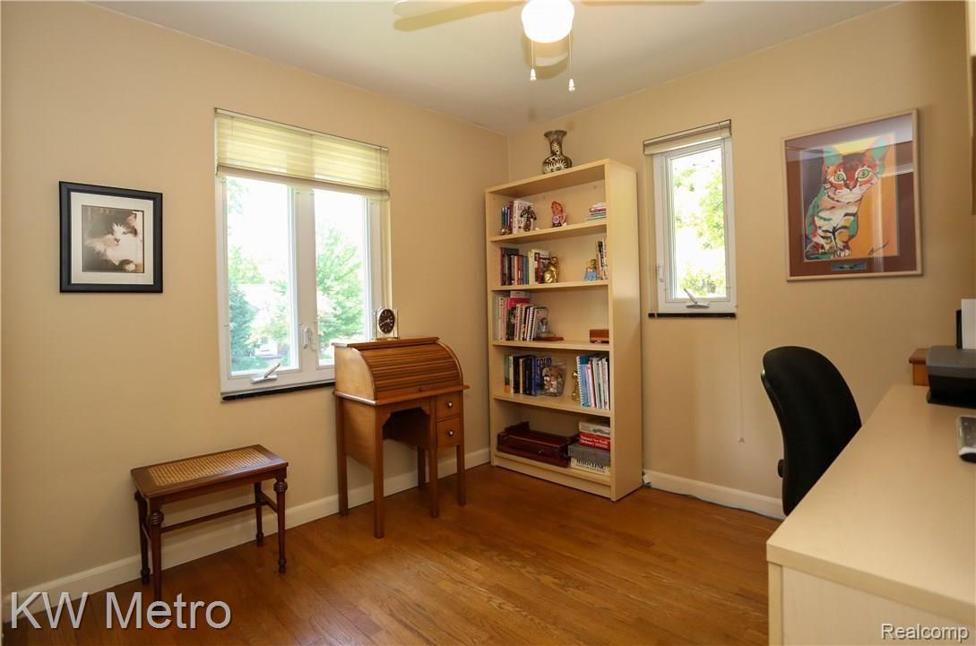 4032 Wakefield Road Berkley, MI 48072 - Photo 17 of 35 Wakefield-17.jpg