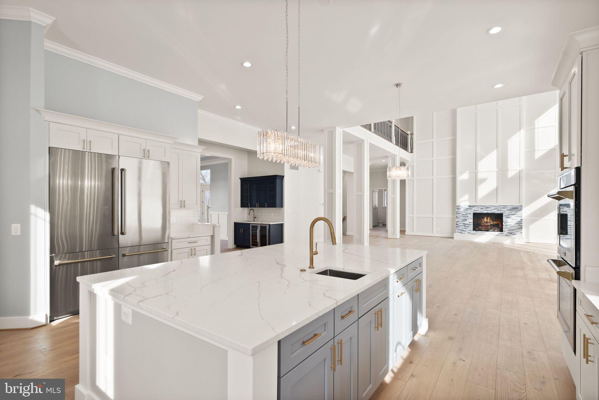 40925 Alysheba Drive Leesburg, VA 20176 - Photo 14 of 84 Large Island