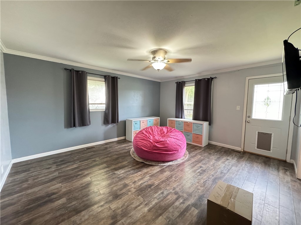 2816 Townway Road Danville, IL 61832 - Photo 13 of 23 Gallery Image 13