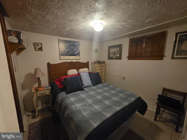 $1,600 | 809 North Abingdon Street, Arlington, VA 22203