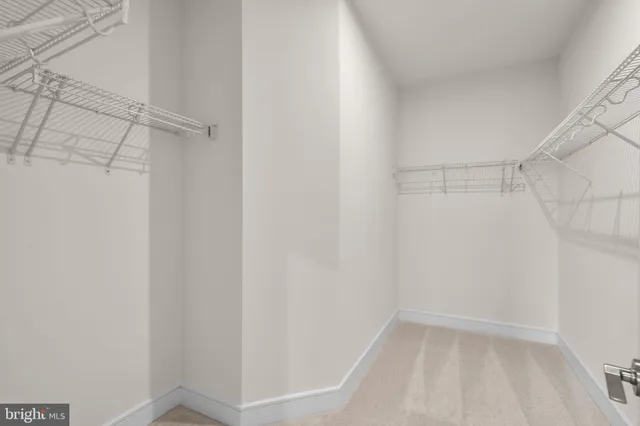 $609,065 | 43305 Farringdon Square, Broadlands, VA 20148