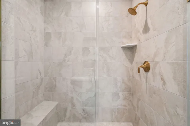 $609,065 | 43305 Farringdon Square, Broadlands, VA 20148