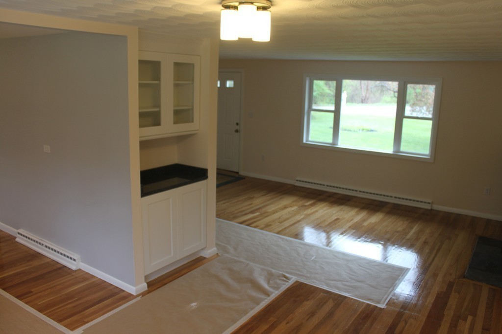 3 Sharon Road Hamilton, MA 01982 - Photo 5 of 17 Gallery Image 5