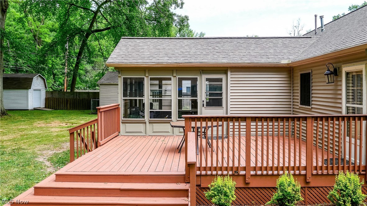 220 Beck Road Avon Lake, OH 44012 - Photo 4 of 21 Gallery Image 4