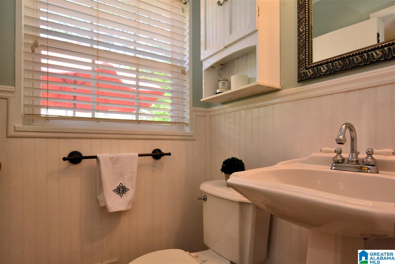 2216 Kent Way Birmingham, AL 35226 - Photo 30 of 46