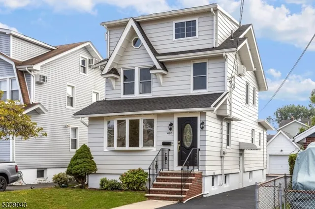 $729,000 | 482 6th Avenue, Lyndhurst, NJ 07071