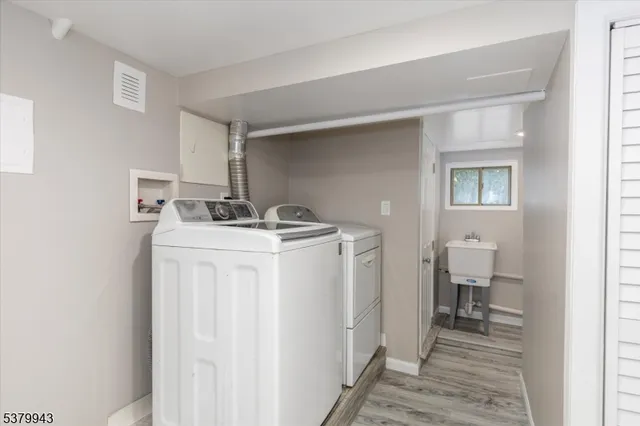 $729,000 | 482 6th Avenue, Lyndhurst, NJ 07071