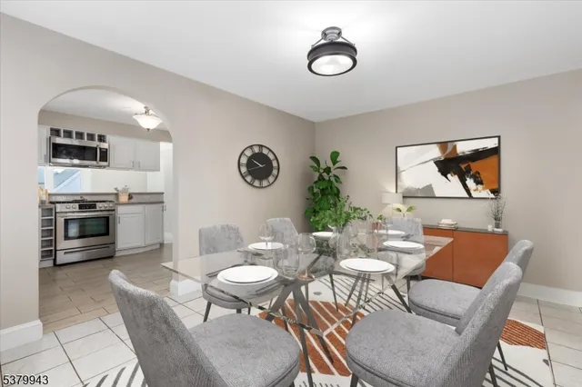 $729,000 | 482 6th Avenue, Lyndhurst, NJ 07071