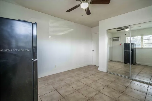 $1,200 | 715 Northeast 6th Street, Unit 5A, Fort Lauderdale, FL 33304