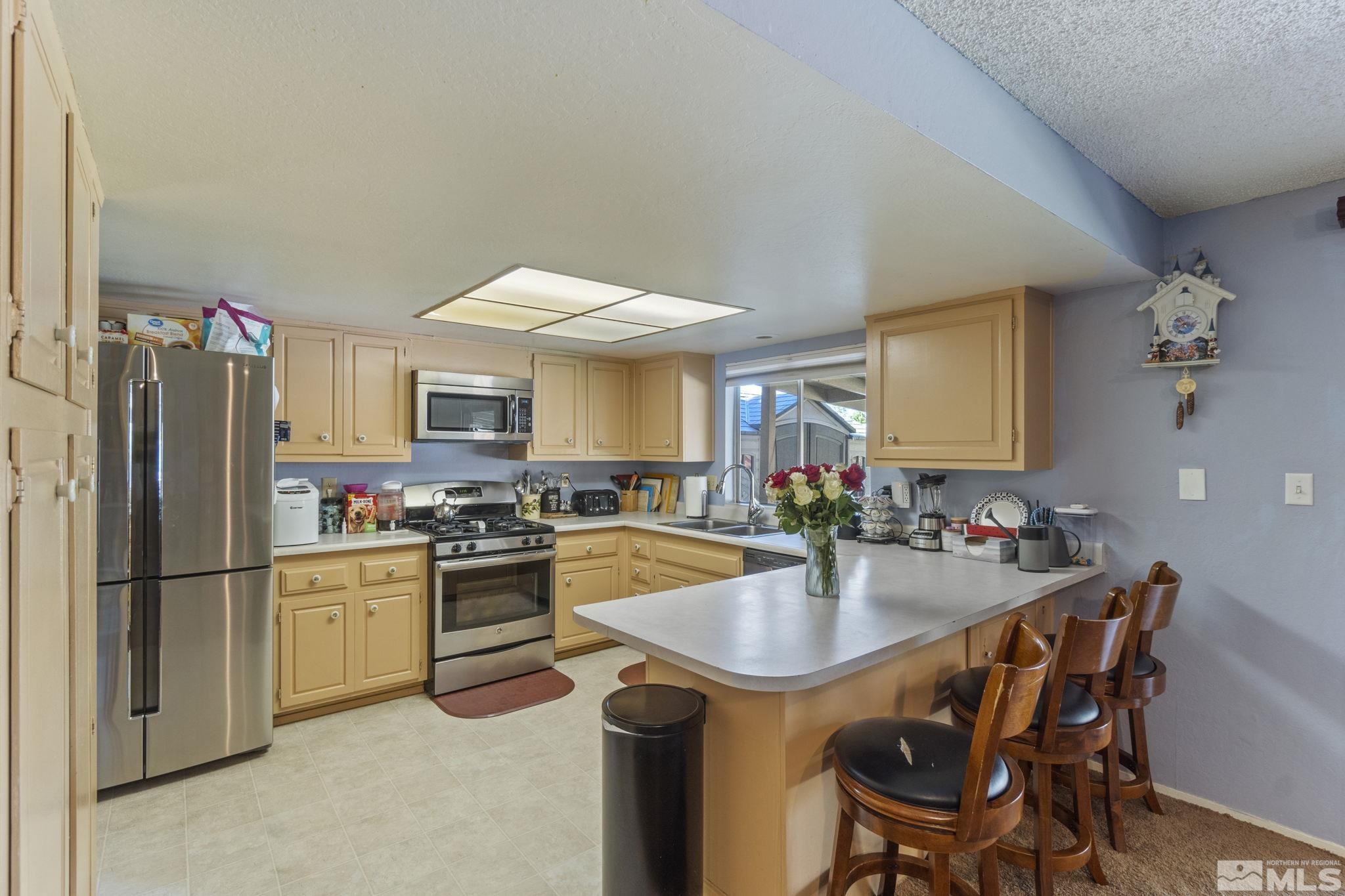 3015 Hillhouse Court Reno, NV 89512 - Photo 10 of 40 Photo 10