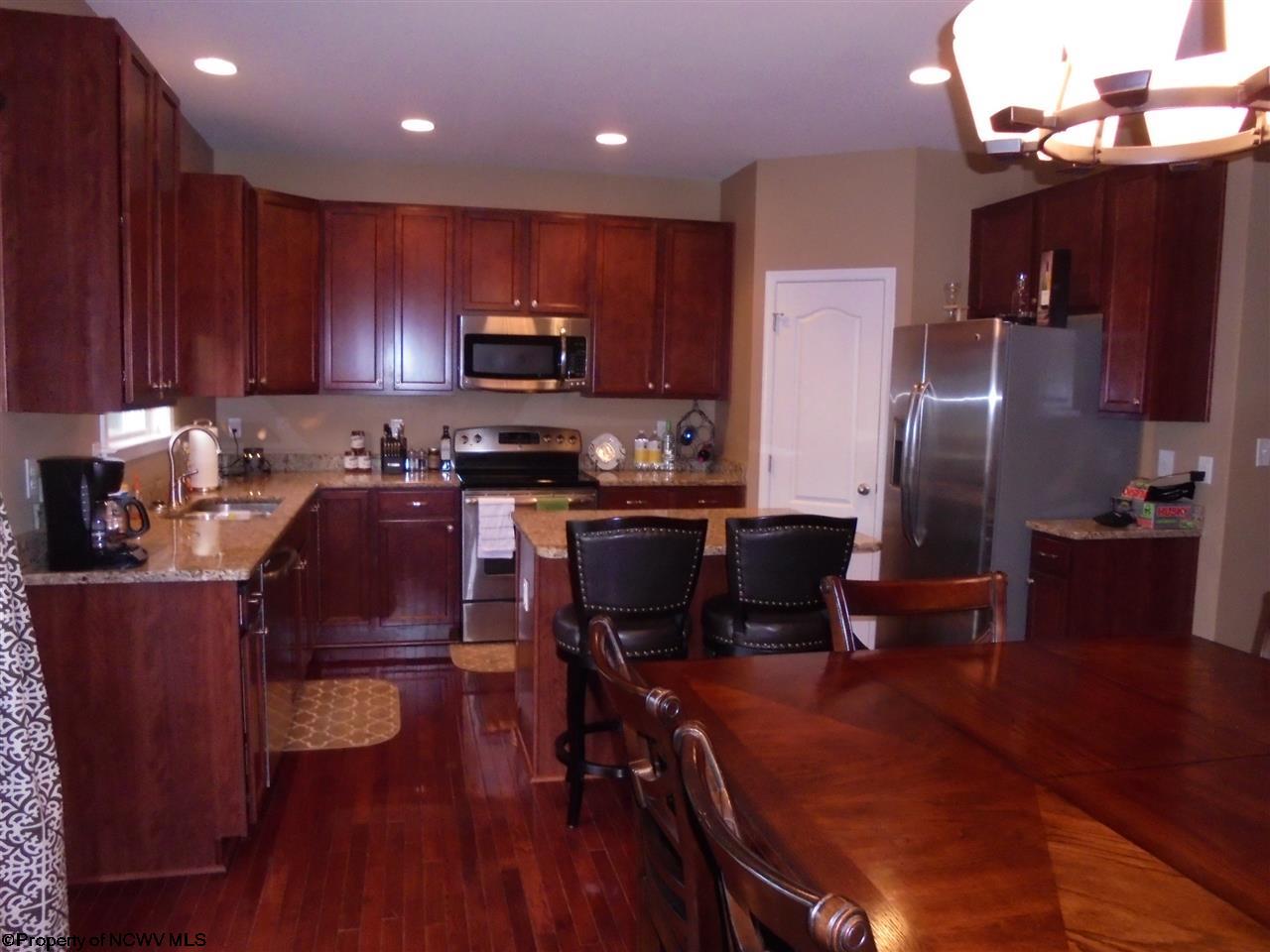 23 Ridgeview Lane Morgantown, WV 26508 - Photo 3 of 17 Gallery Image 3