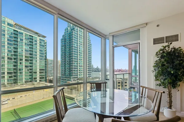 $5,300 | 20 Newport Parkway, Unit 1511, Jersey City, NJ 07310