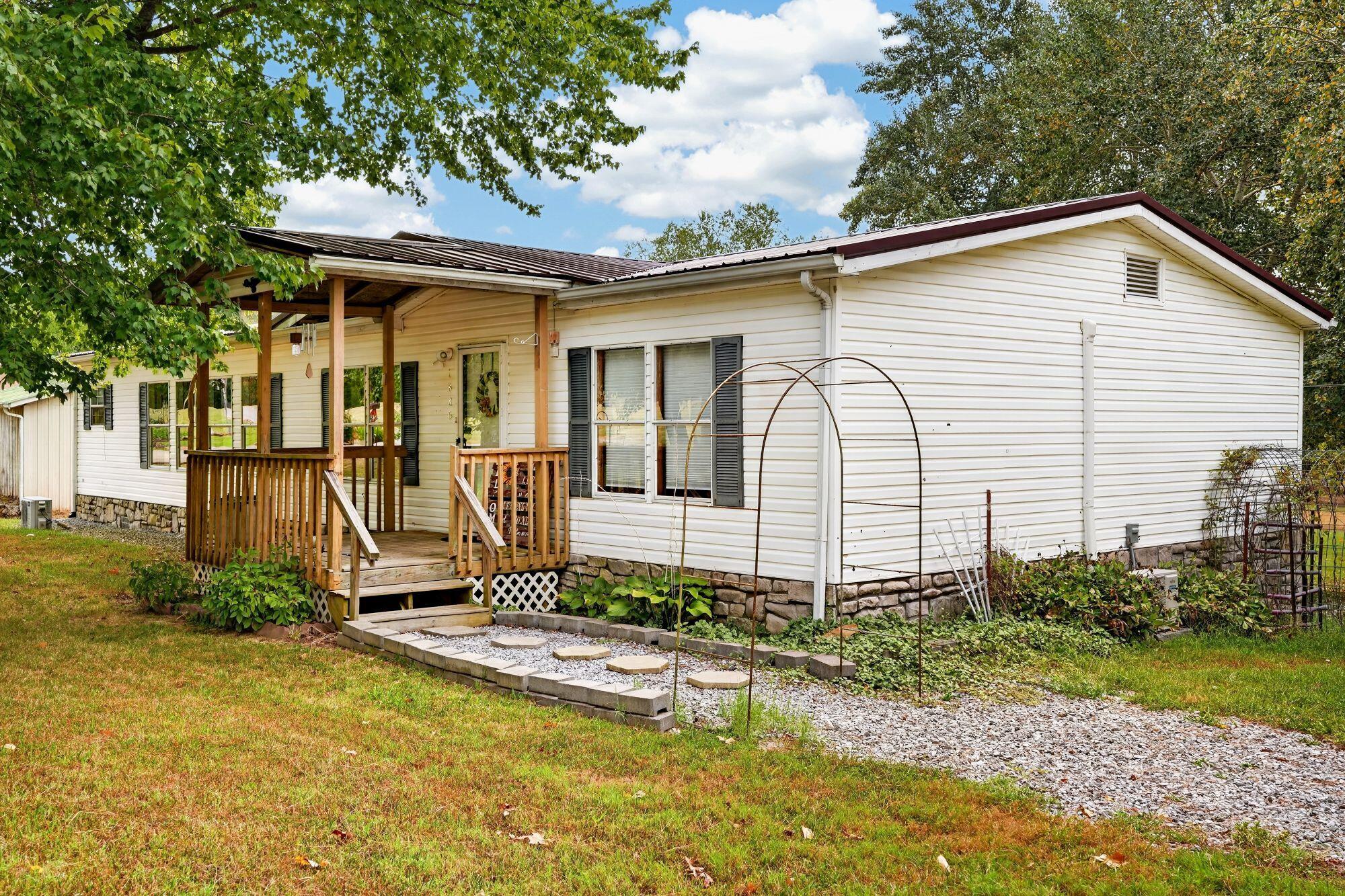 1886 Lewis Road Crofton, KY 42217 - Photo 2 of 43 1-2
