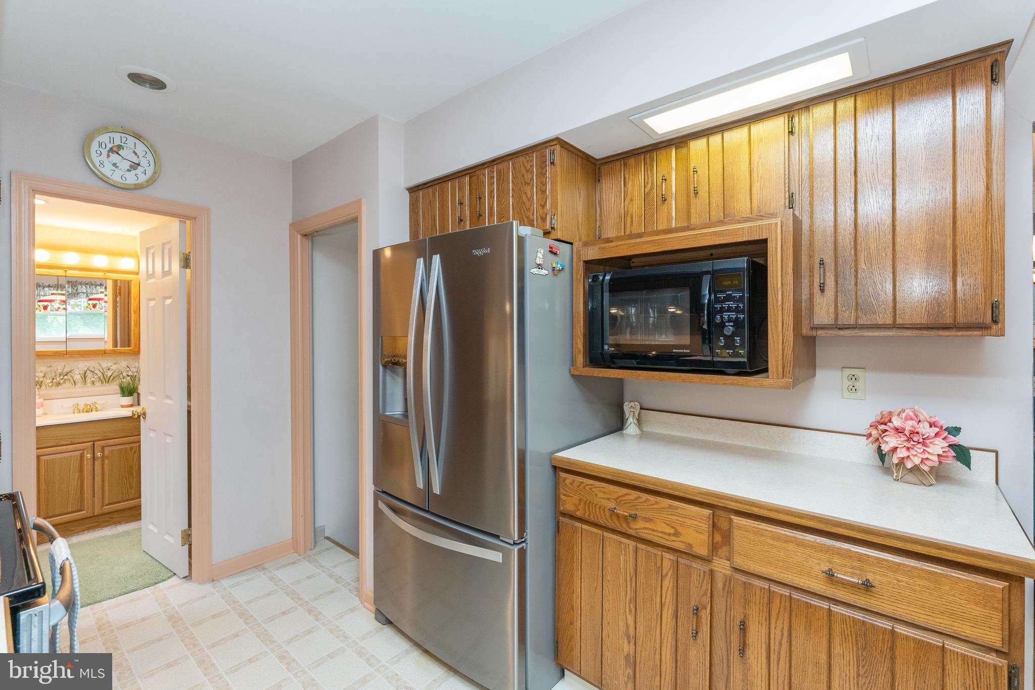 1236 Jennifer Road Philadelphia, PA 19116 - Photo 11 of 30 Stainless Appliances