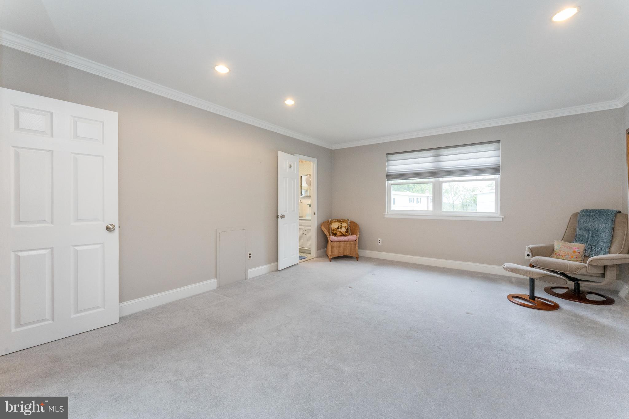 1236 Jennifer Road Philadelphia, PA 19116 - Photo 15 of 30 Primary Bedroom