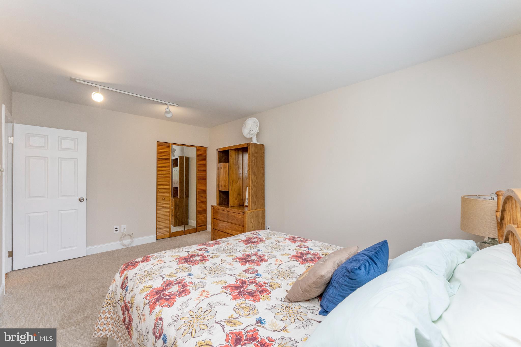 1236 Jennifer Road Philadelphia, PA 19116 - Photo 19 of 30 Bedroom 3