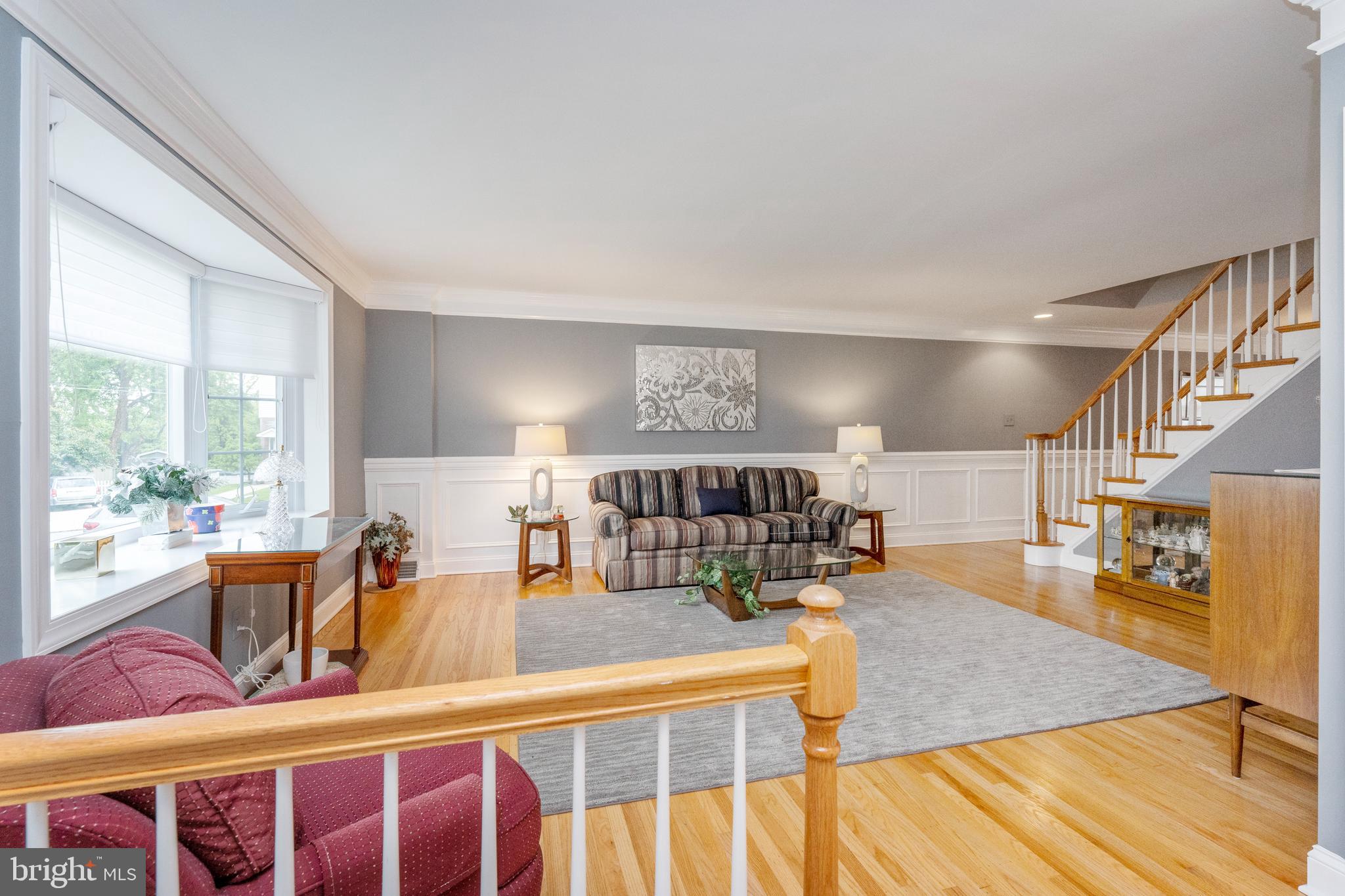 1236 Jennifer Road Philadelphia, PA 19116 - Photo 2 of 30 Entry