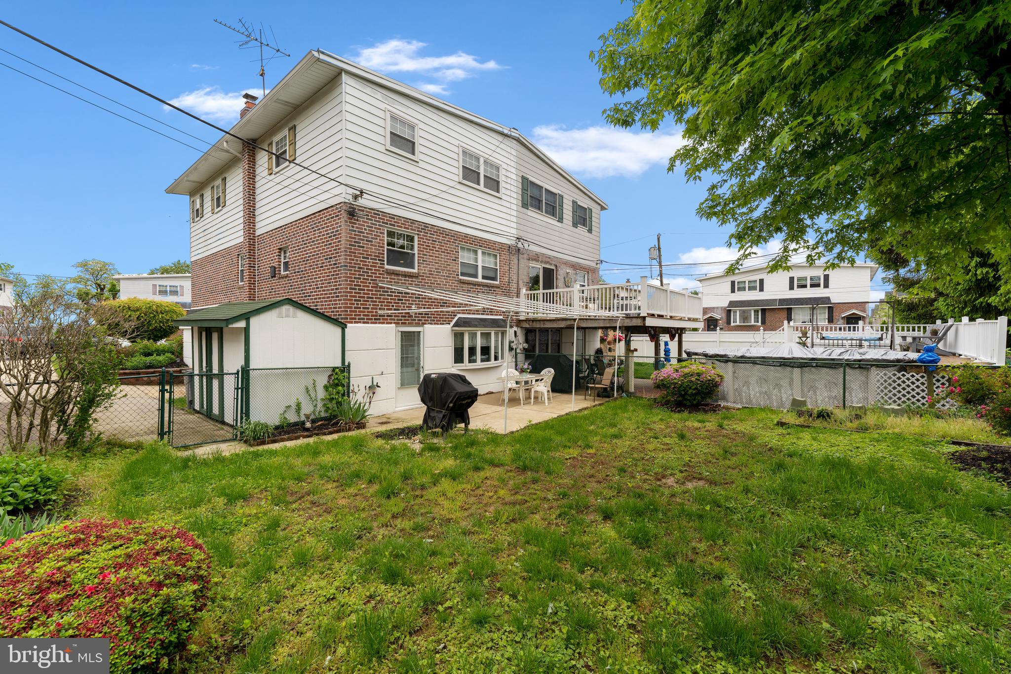 1236 Jennifer Road Philadelphia, PA 19116 - Photo 27 of 30 Rear View of yar and exterior