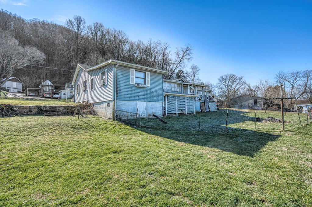 385 Aquone Road Andrews, NC 28901 - Photo 30 of 53