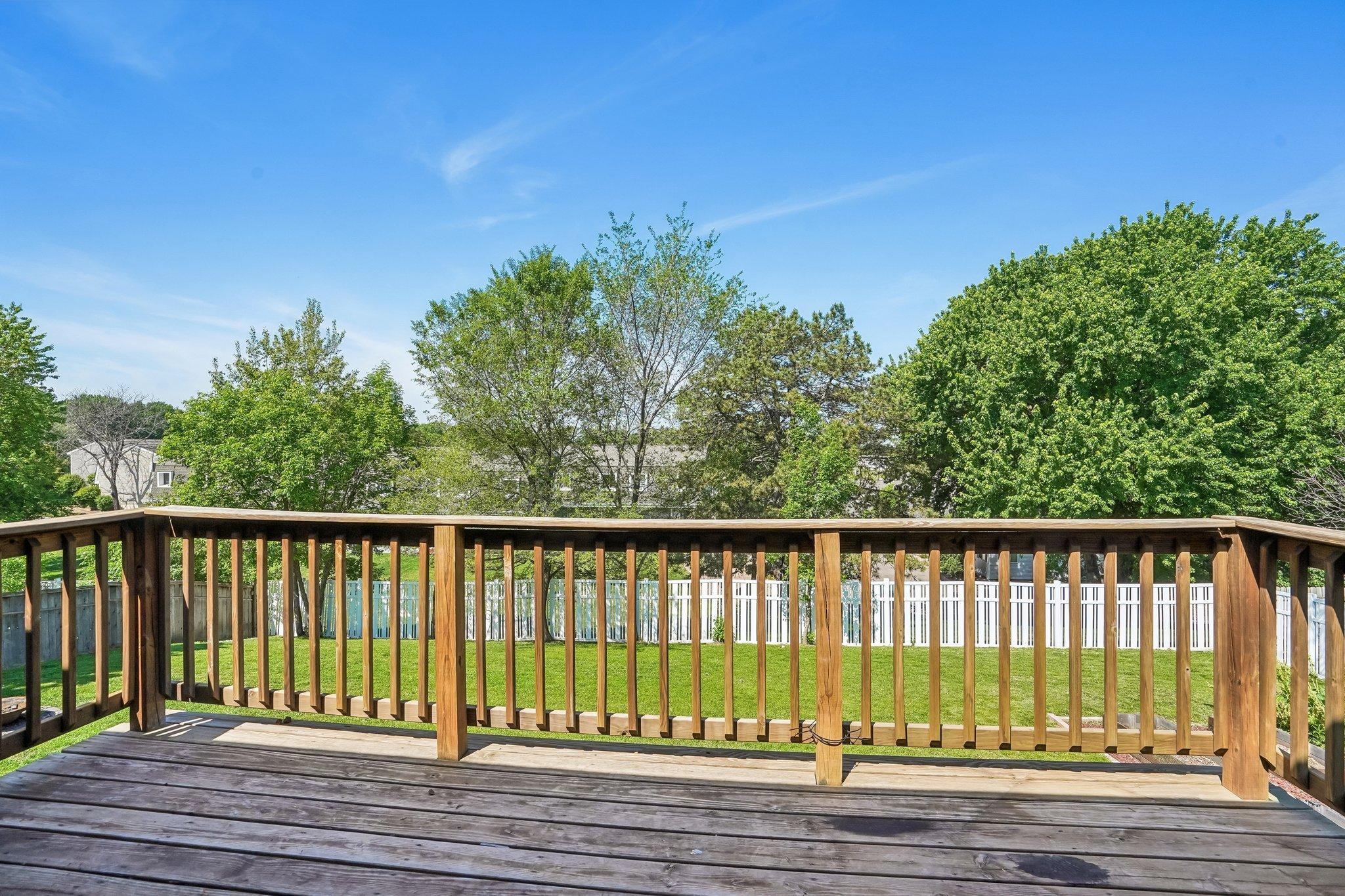 425 Crestview Drive South Maplewood, MN 55119 - Photo 56 of 82
