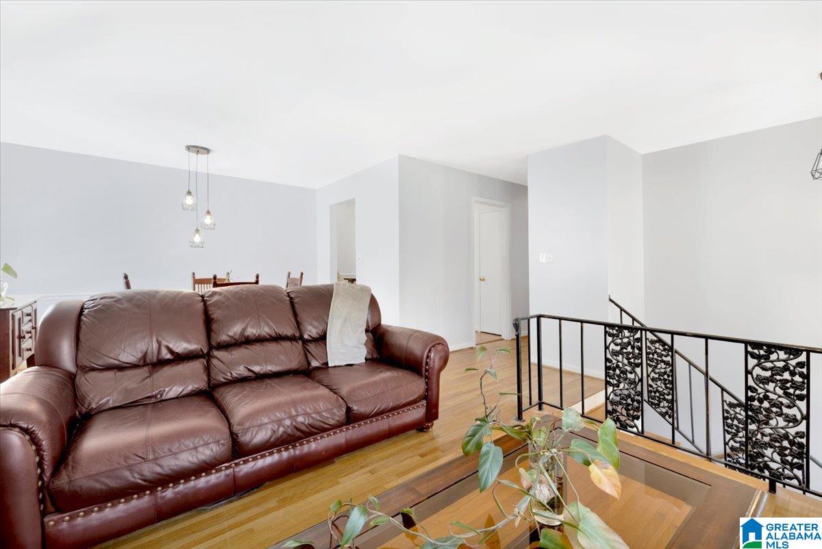 1024 Oak Grove Road Birmingham, AL 35209 - Photo 6 of 32