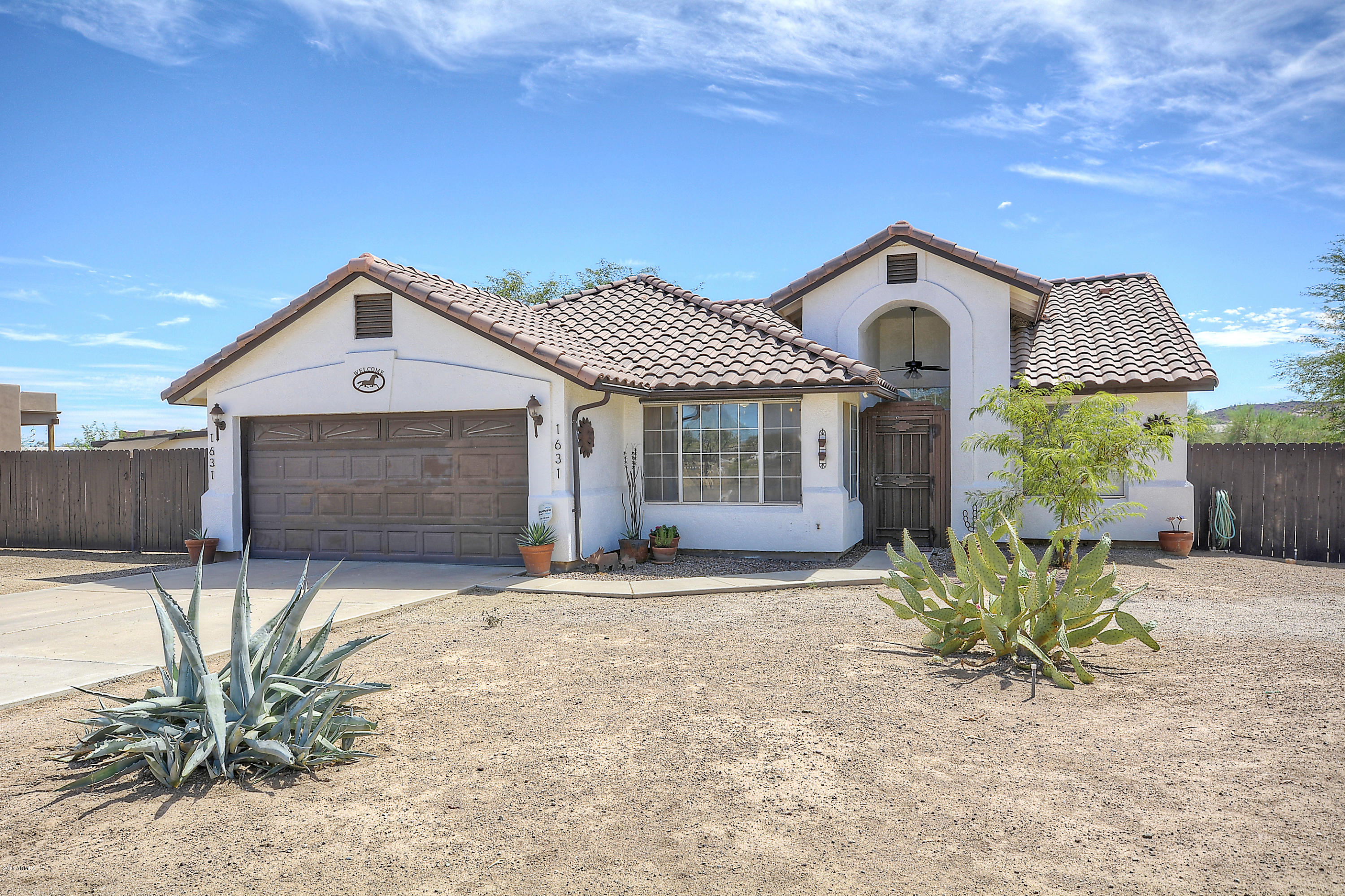 1631 West Maddock Road Phoenix, AZ 85086 - Photo 11 of 32 1631_w_maddockrd_03 copy