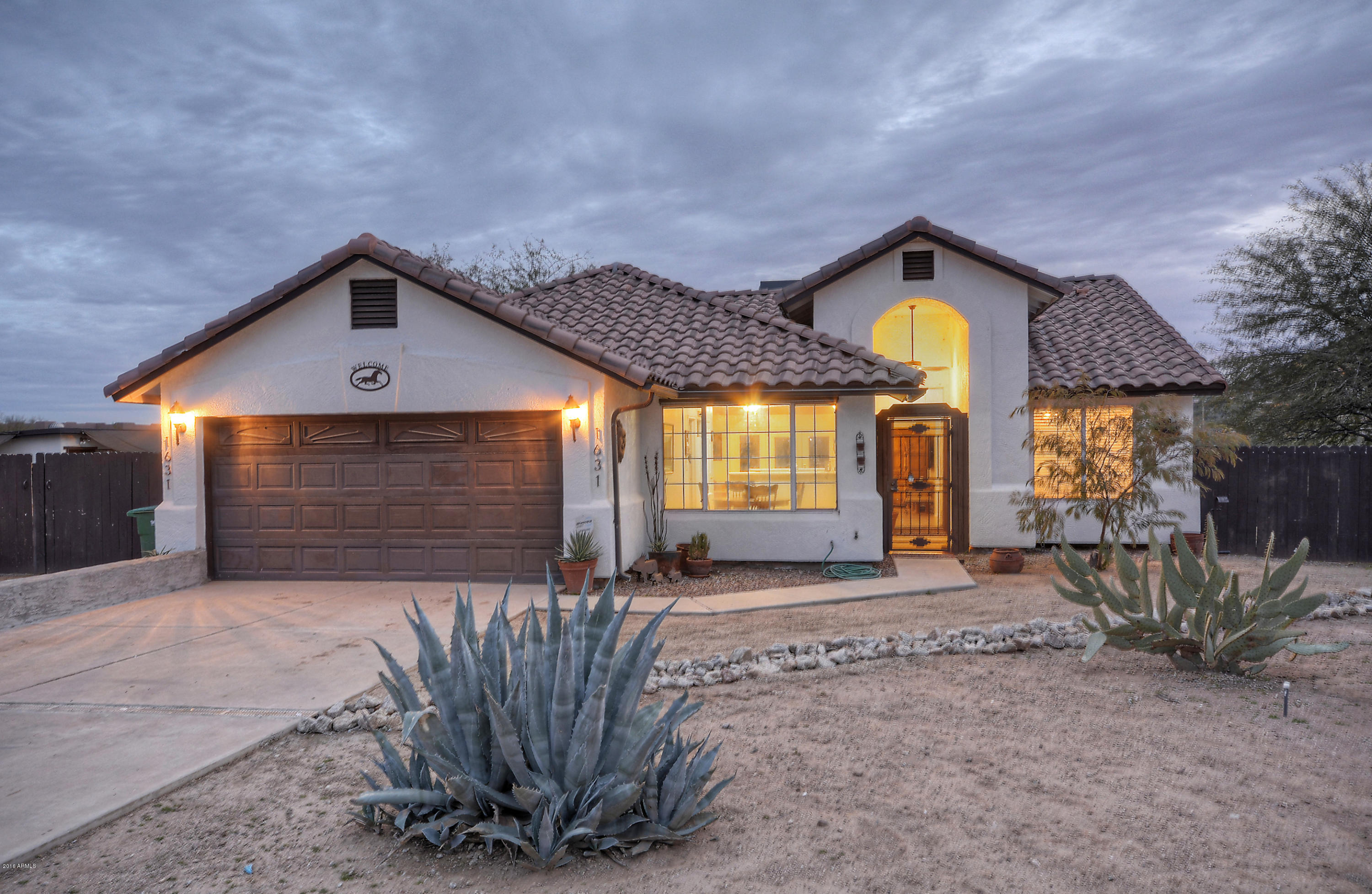 1631 West Maddock Road Phoenix, AZ 85086 - Photo 2 of 32 1631_w_maddockrd_02 copy