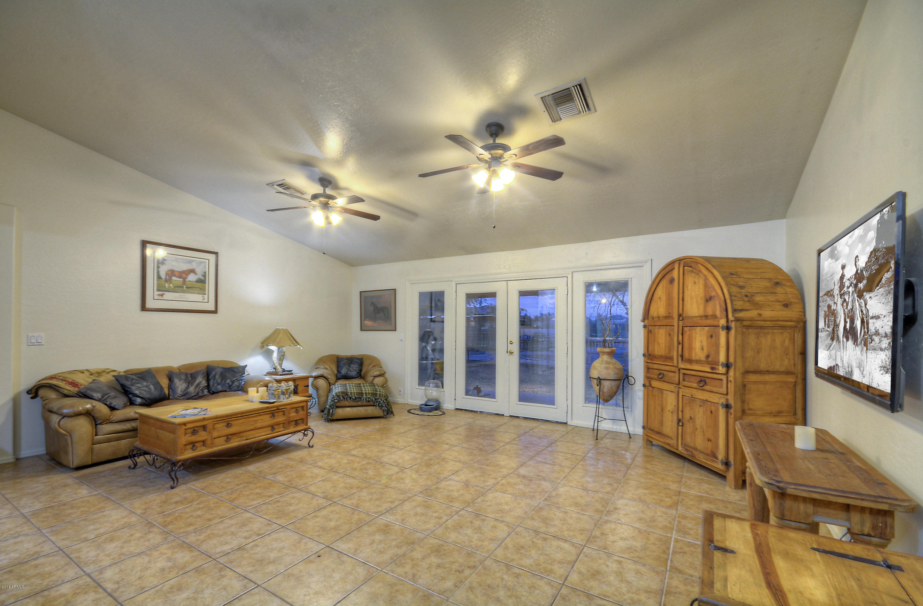 1631 West Maddock Road Phoenix, AZ 85086 - Photo 4 of 32 1631_w_maddockrd_07 copy