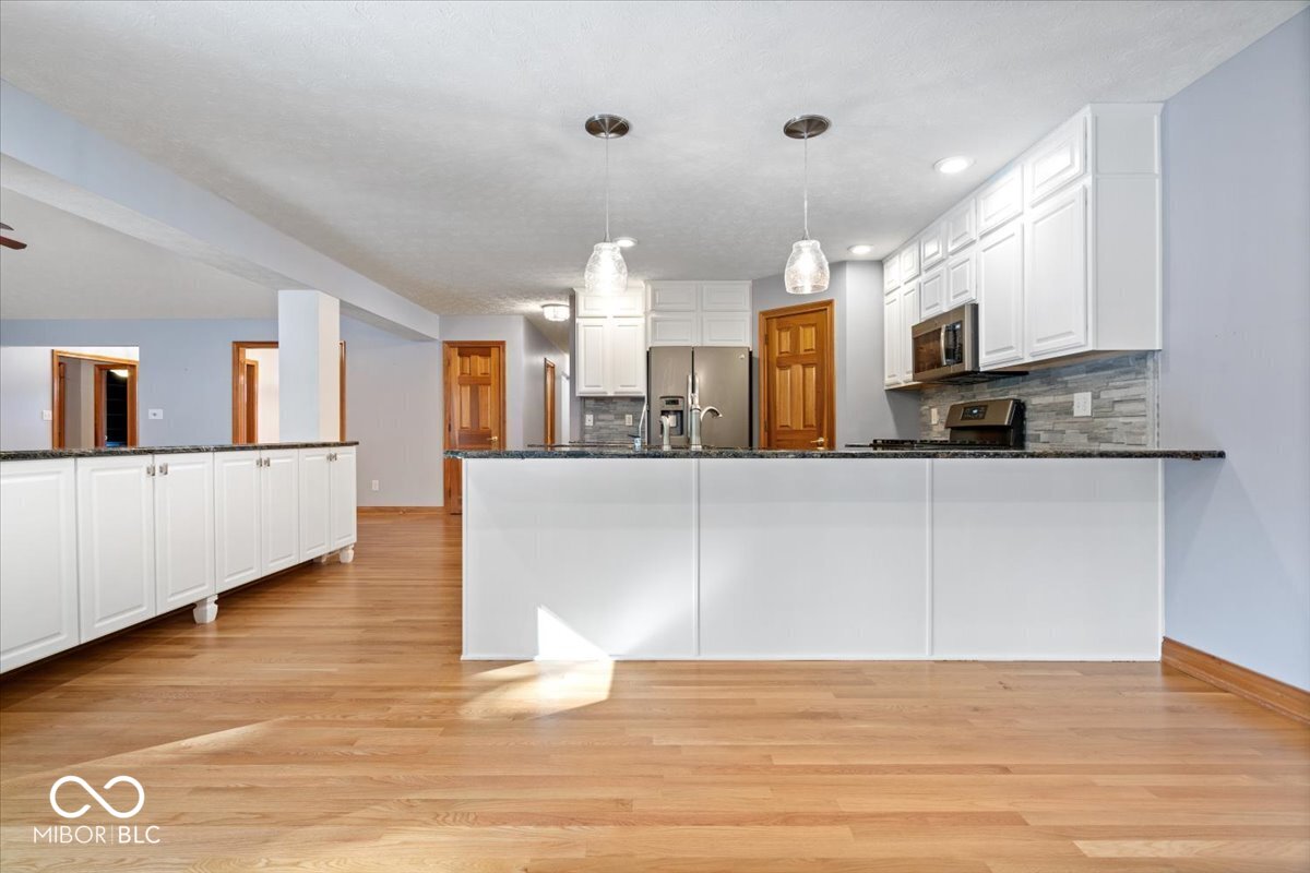 1893 Water Oak Way Avon, IN 46123 - Photo 12 of 51