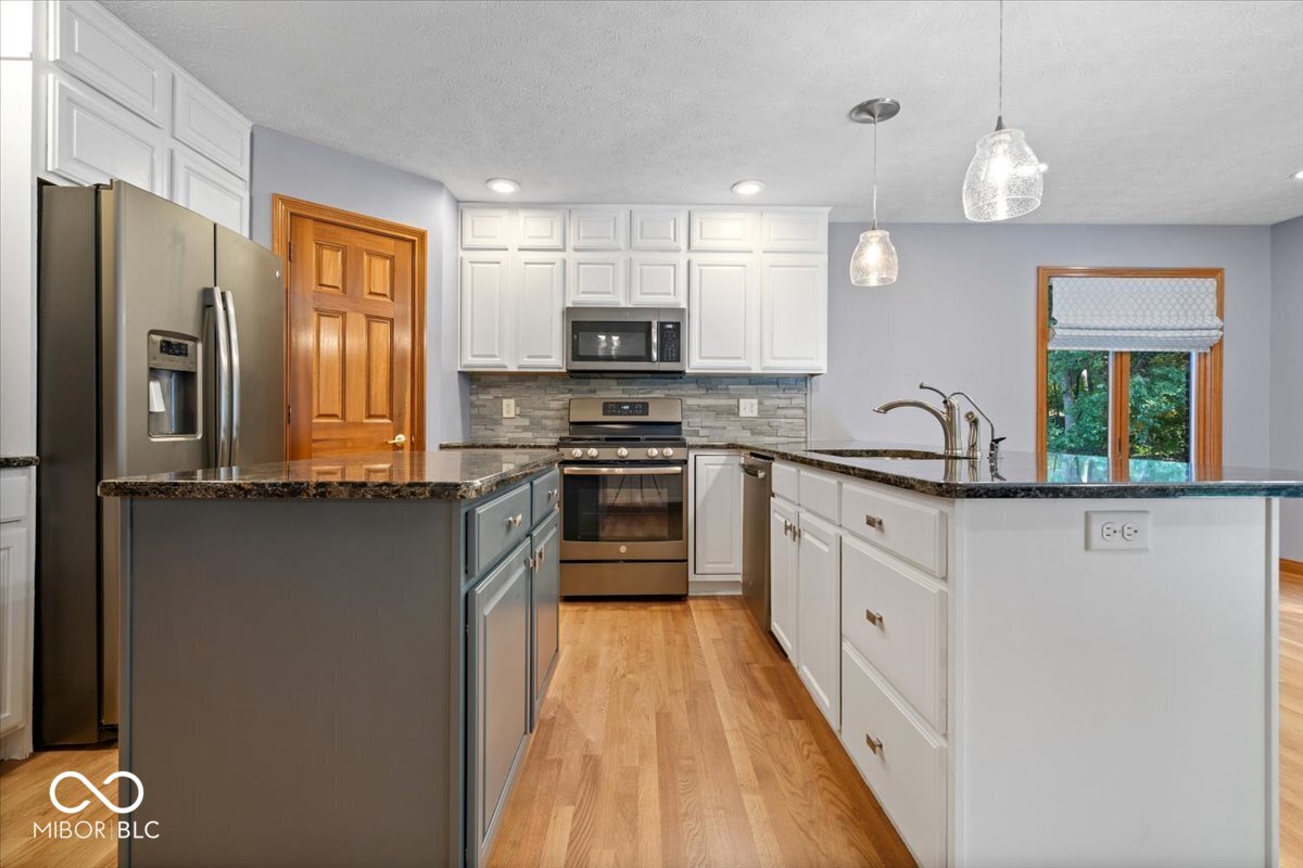 1893 Water Oak Way Avon, IN 46123 - Photo 13 of 51