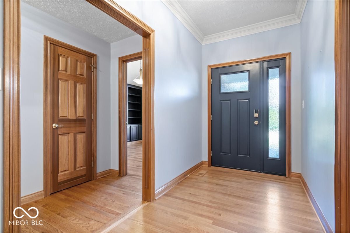 1893 Water Oak Way Avon, IN 46123 - Photo 3 of 51