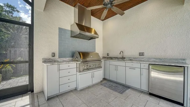 $1,520,000 | 3526 Trebor Lane, Sarasota, FL 34235