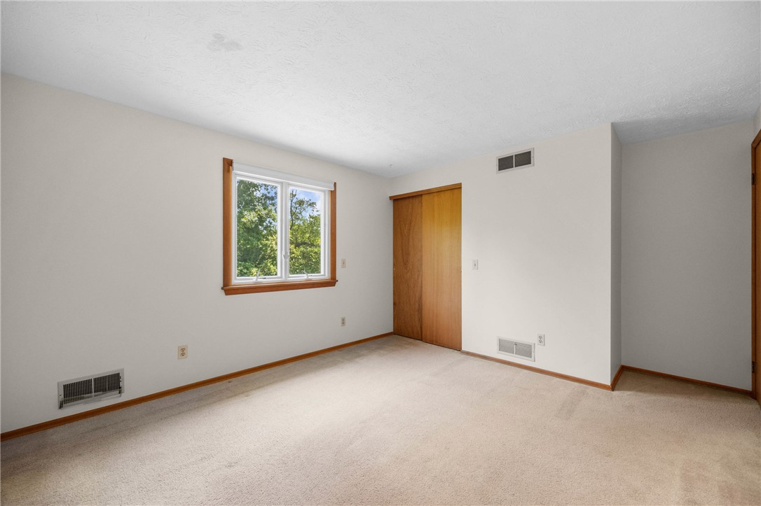 12 Forest Meadow Trail Rochester, NY 14624 - Photo 36 of 48