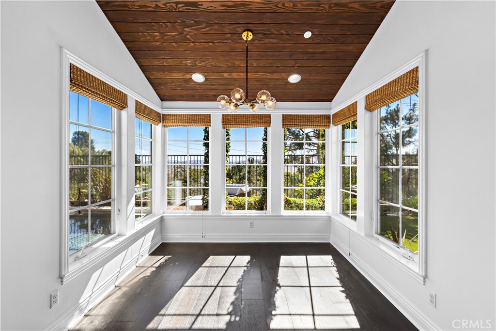 5 Stockmen Road Ladera Ranch, CA 92694 - Photo 23 of 42 Breakfast nook.