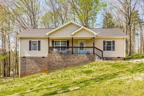 $342,900 | 1007 Smiley Troutt Road, Bethpage, TN 37022