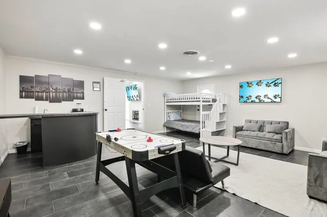 $1,149,999 | 9452 Larrabee Avenue, San Diego, CA 92123