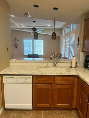 $1,850 | 3301 South Goldfield Road, Unit 4077, Apache Junction, AZ 85119