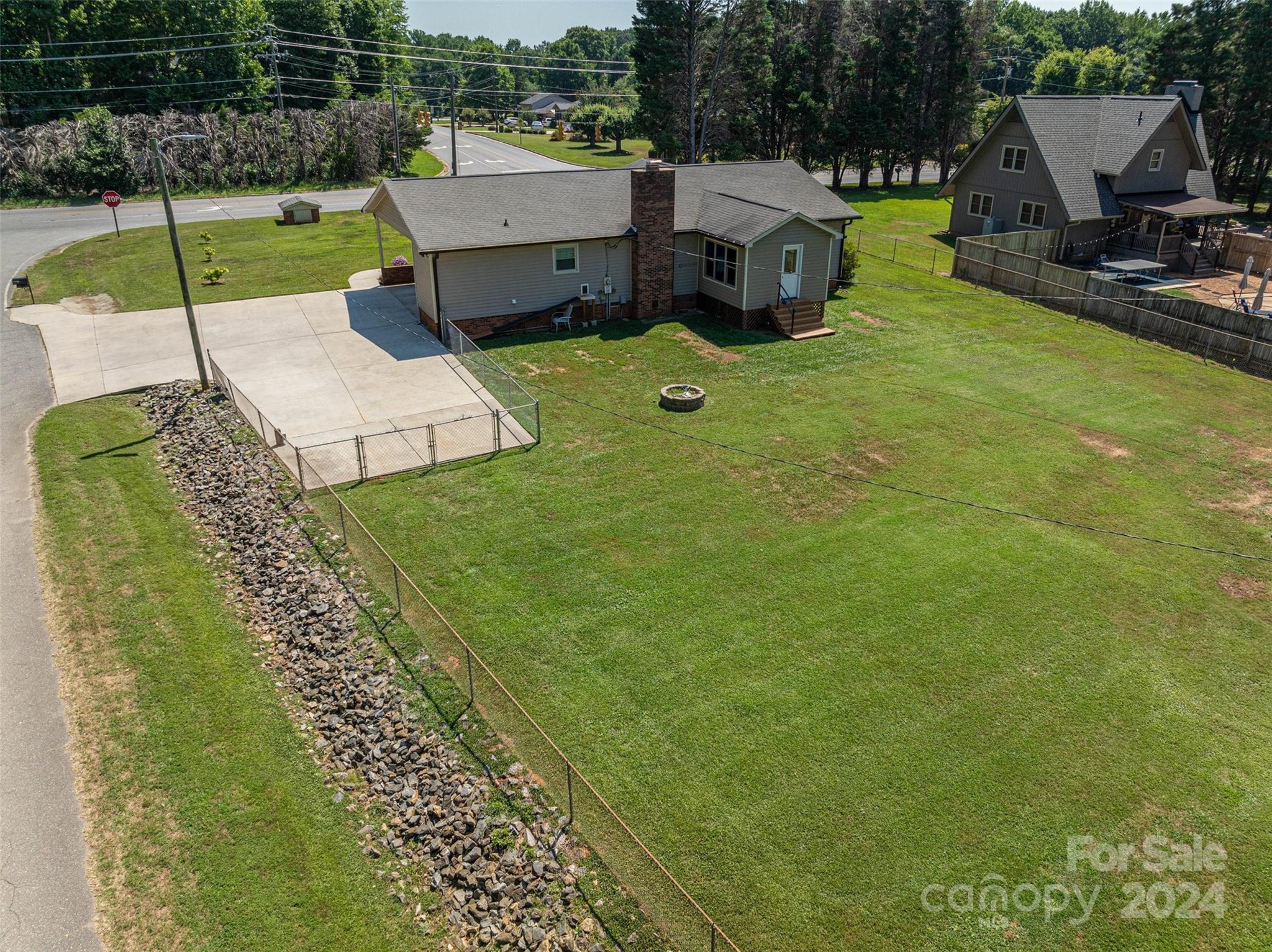 4435 Hickory Grove Road Gastonia, NC 28056 - Photo 34 of 44 Gallery Image 34