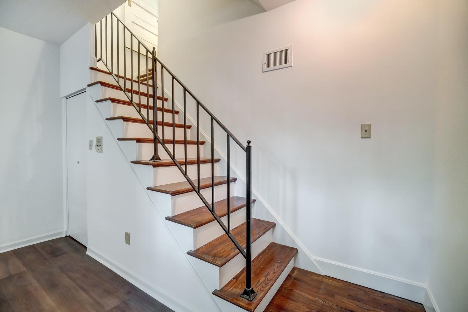 2138 Madison Road, Unit G Cincinnati, OH 45208 - Photo 26 of 42