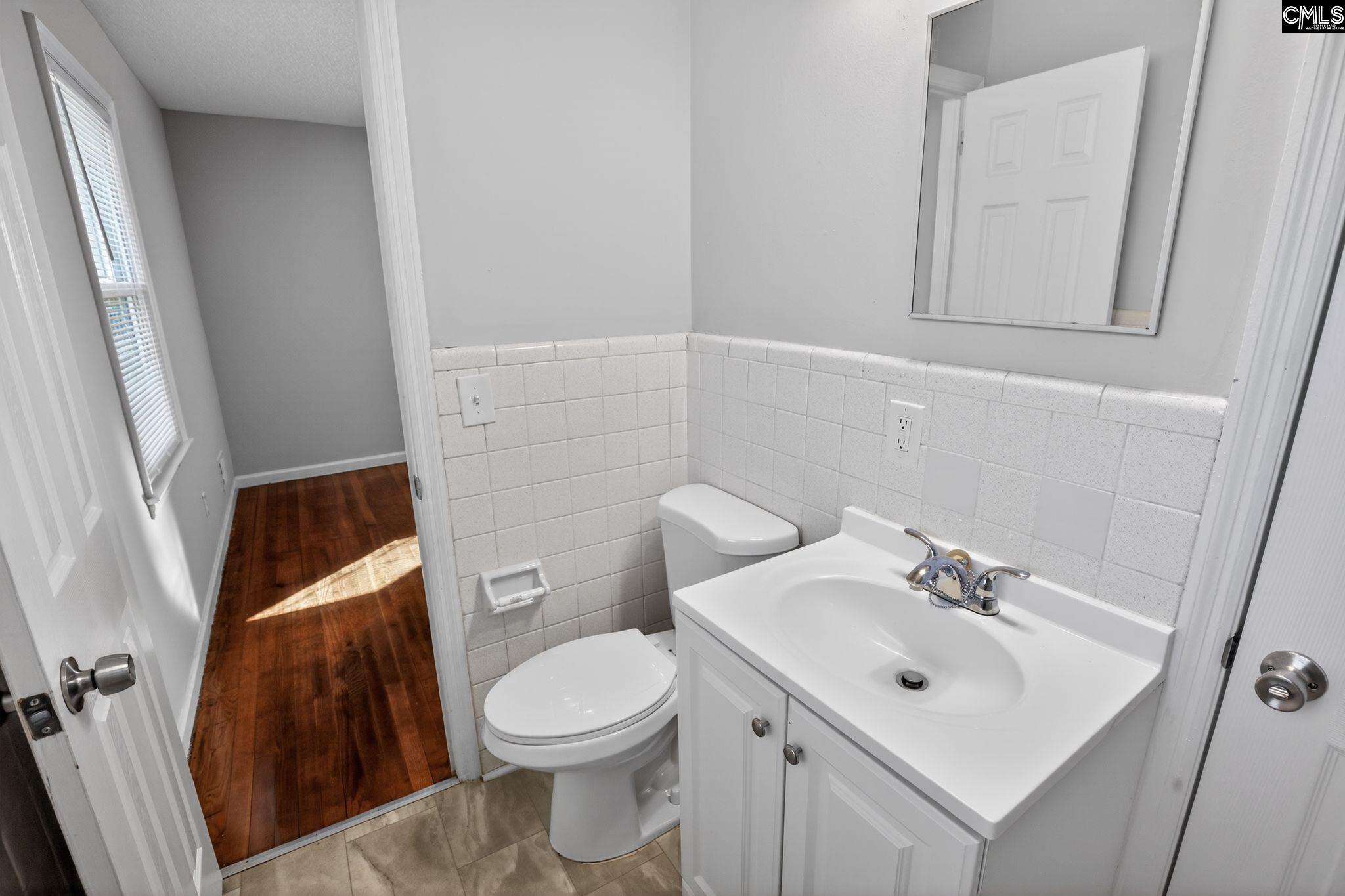 1411 Hemlock Street Cayce, SC 29033 - Photo 29 of 34