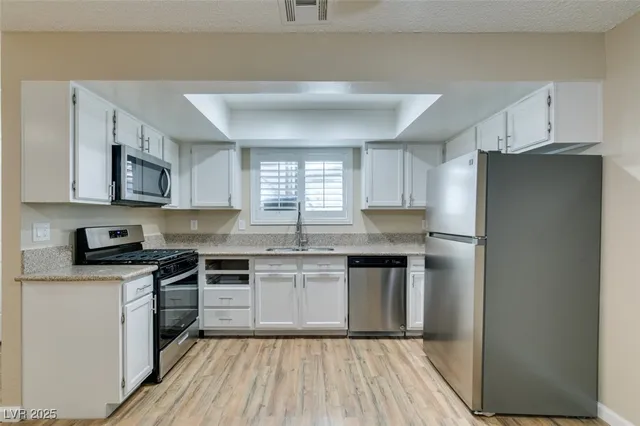 $1,475 | 6711 West Charleston Boulevard, Unit 2, Las Vegas, NV 89146