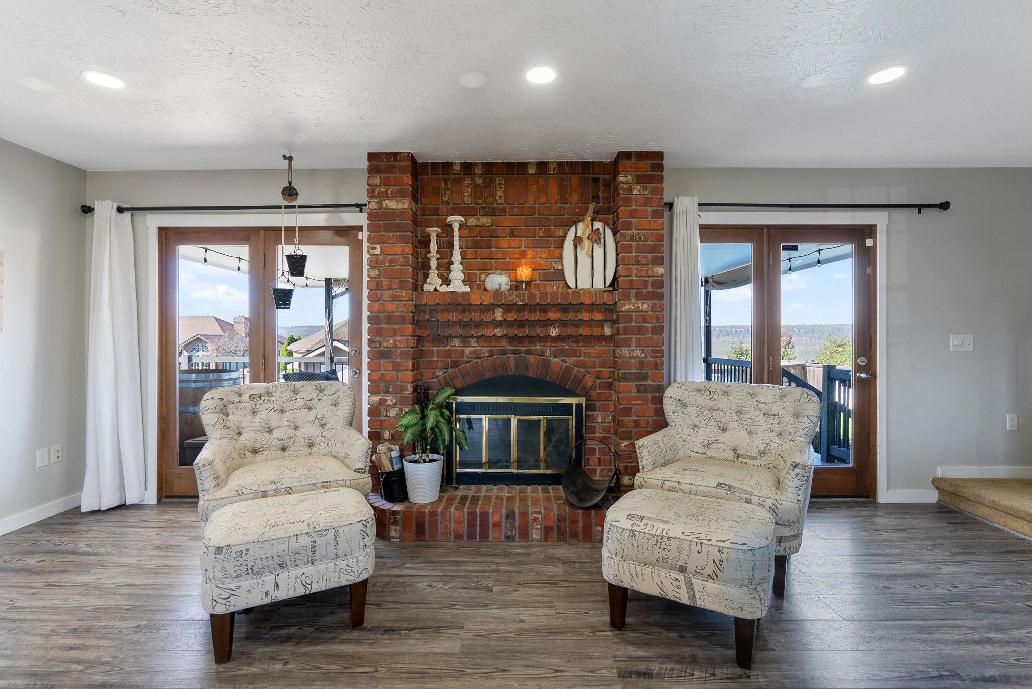 10103 North Ridgecrest Drive Spokane, WA 99208 - Photo 5 of 36