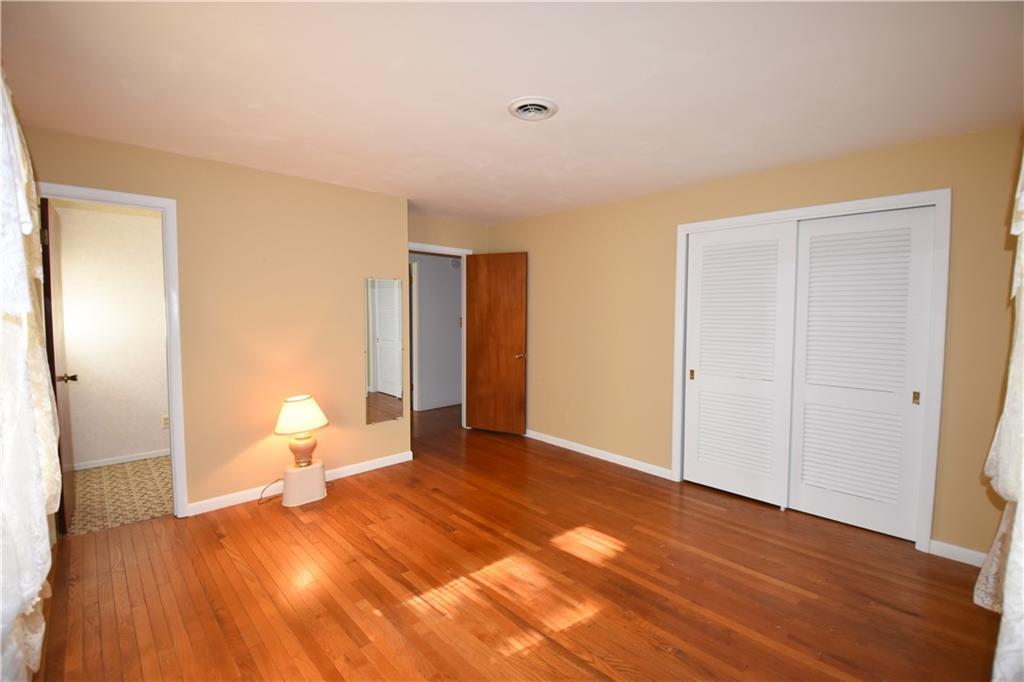 109 McClellan Road Greenfield, IN 46140 - Photo 16 of 35 Gallery Image 16