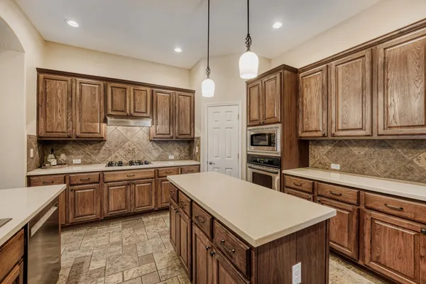 $795,000 | 12501 Gun Metal Drive, Austin, TX 78739