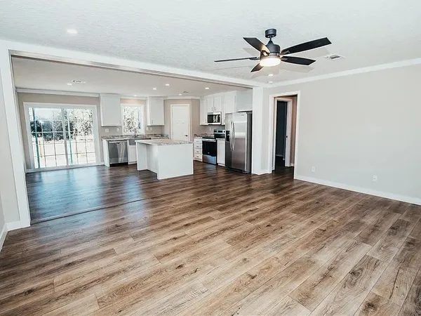 $249,900 | 75 Birdford Lake Road, Glennville, GA 30427