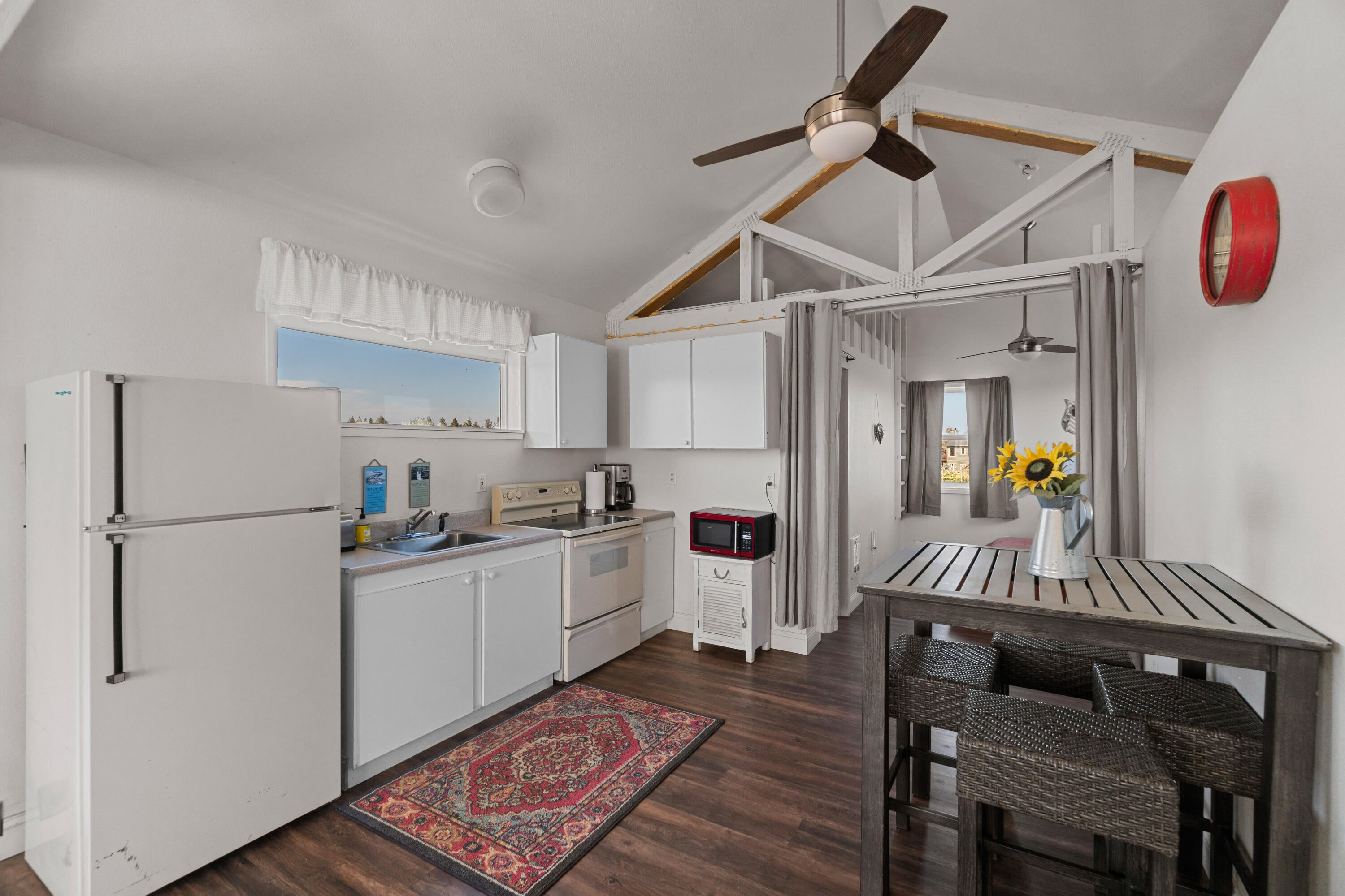 67395 Fryrear Road Bend, OR 97703 - Photo 50 of 71 54. Caretaker kitchen