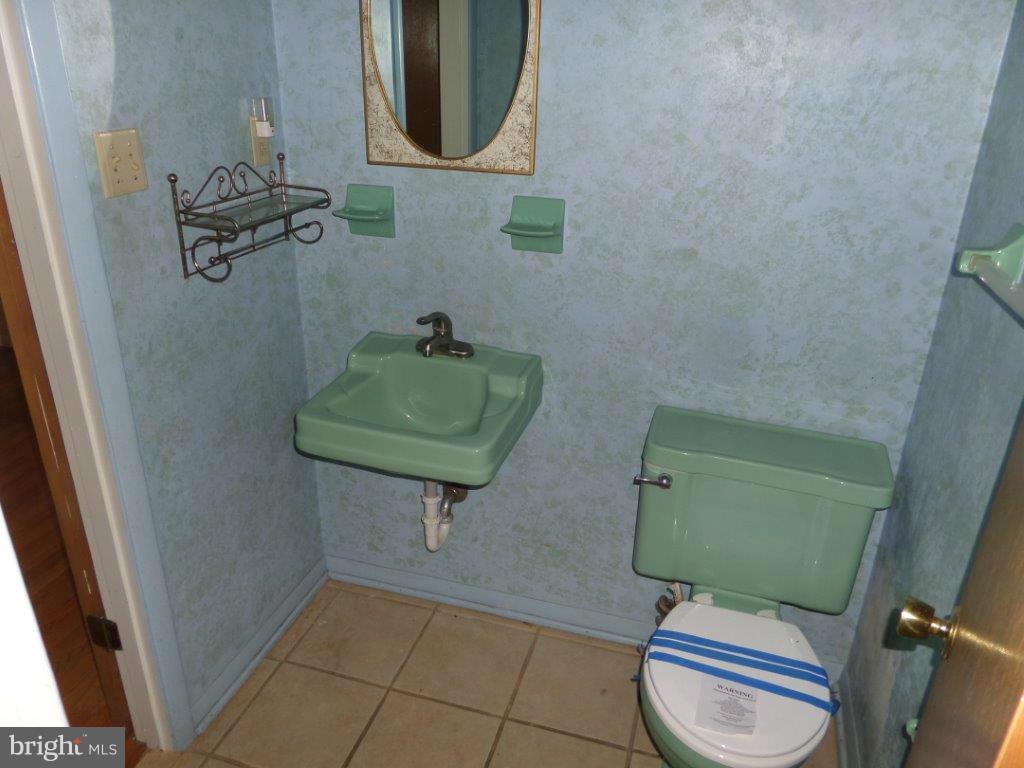 421 Russell Road Berryville, VA 22611 - Photo 21 of 30 Half Bath