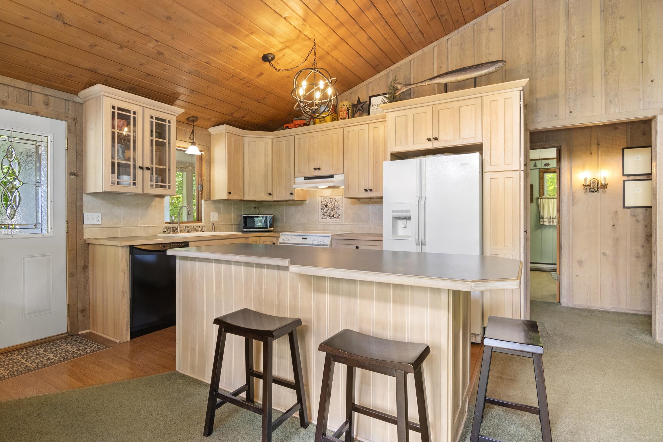 6820 Grindle Strause Road Bellaire, MI 49615 - Photo 4 of 31 1935976-d39d564e-ff18-4b20-8f2c-02cd866f53d1.JPG