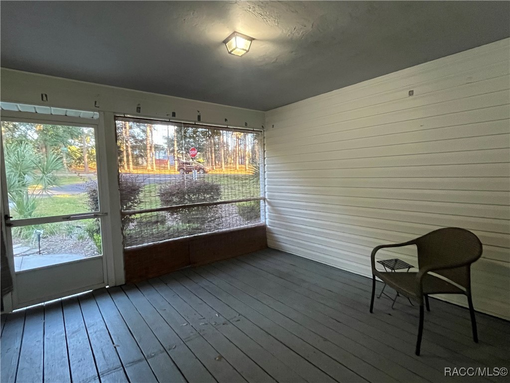 2347 North Putnam Point Hernando, FL 34442 - Photo 3 of 23